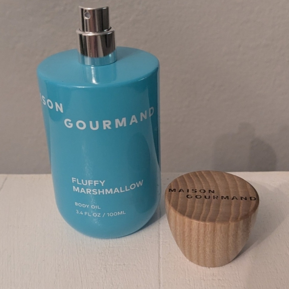 Fluffy Marshmallow Body Oil — Blue